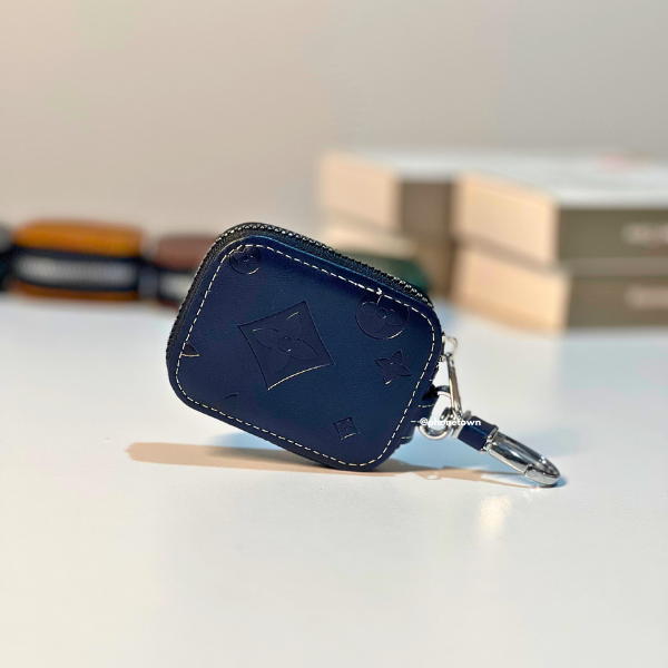 Cache AirPods Luxe en Texture Cuir avec Fermeture Zip – Protection Premium & Porte-clé