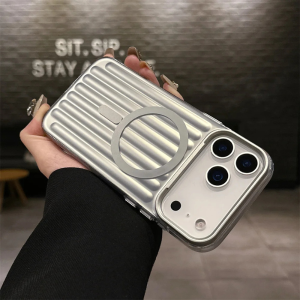 Coque iPhone 17 Pro & 17 Pro MaxcDesign Rayures Luxe Effet Valise Compatible MagSafe & Antichoc